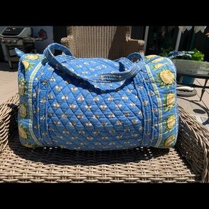 Vera Bradley Bees (retired) Large Duffle excellent